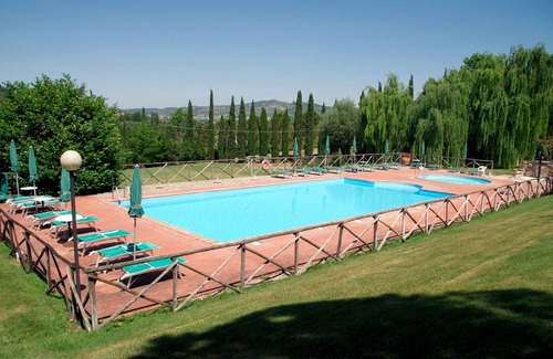 Corciano House | PROMOTION Frantoio-Le Gorghe di Valmarino 5km from Perugia Swimming pool WIFI