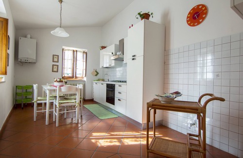 Spello House | PROMOTION-In one of the most beautiful and evocative villages in Italy Flora house