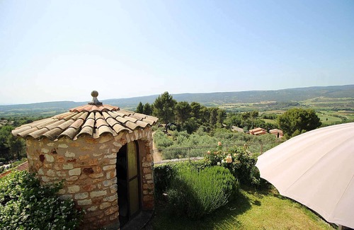 Roussillon House | Property in the heart of the Luberon in an exceptional setting, dog allowed (1)