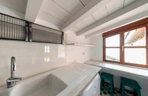 Castrillon Villa | Property on Seacliff with the Beach downstairs