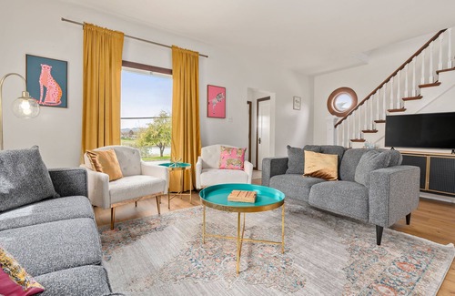 Lewiston House | Prospect Hacienda - River views and steps away from LCSC