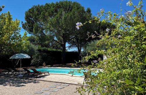 Saint-Genies-de-Comolas House | Provencal villa with pool and large garden
