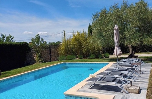 Cadenet House | Provençal villa with HEATED SWIMMING POOL near LOURMARIN and LUBERON vineyards