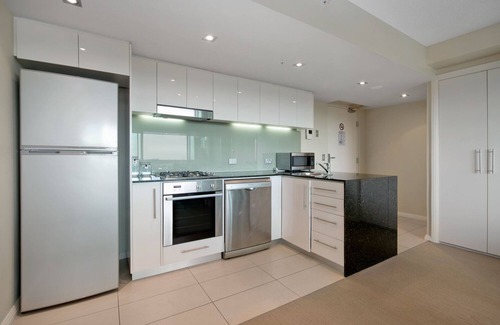Redcliffe Apartment | Proximity Waterfront Apartments