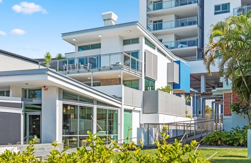 Redcliffe Apartment | Proximity Waterfront Apartments