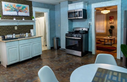 Black Rock Apartment | PTR | Charming Apt - N Buffalo near Falls & Parks!