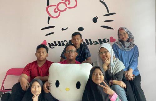 Puchong Apartment | Puchong HELLO KITTY Fully Air-Con Suite, Taman Mas Sepang, 47130 Puchong Selangor