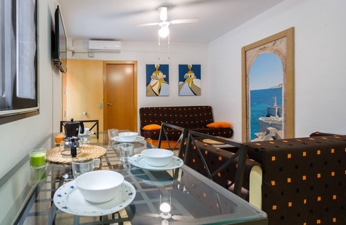 Old Town Apartment | Puerta San FELIX free parking by Cadiz4Rentals