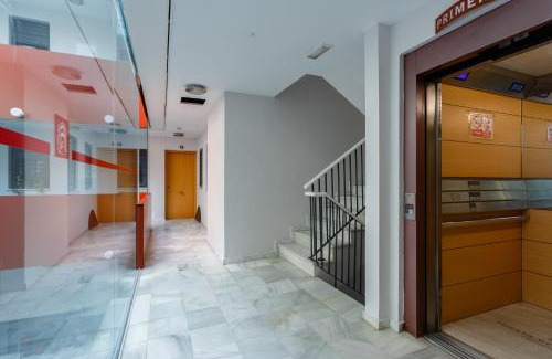 Old Town Apartment | Puerta San FELIX free parking by Cadiz4Rentals
