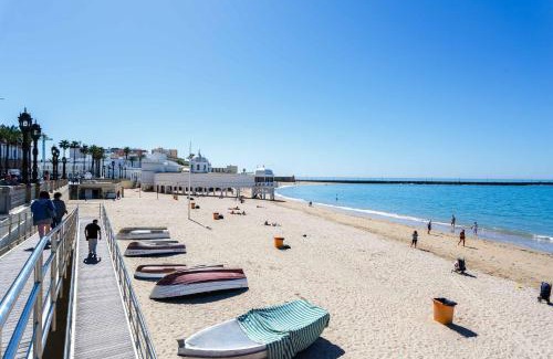 Old Town Apartment | Puerta San FELIX free parking by Cadiz4Rentals