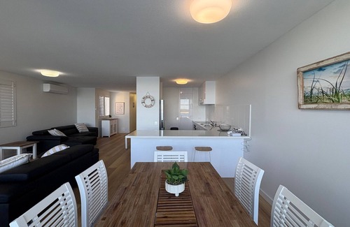 Caloundra Apartment | PUMICESTONE CHASE UNIT 8
