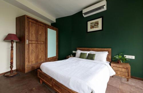 St.Stanislaus Villa Villa | Pura Vida by StayVista - A hill-view villa with Modern interiors & Swimming pool