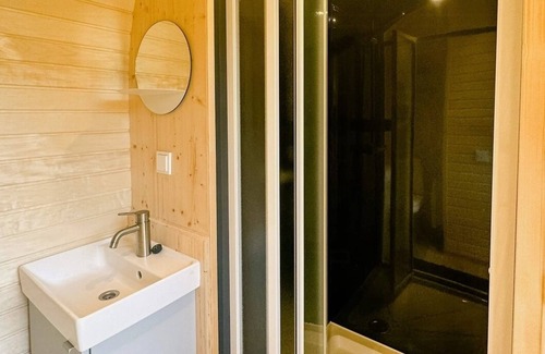 Muritz Cabin | Pure feeling of nature in a sustainable wooden igloo house with gym and pool