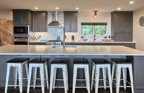 Leland House | PURE LAKE MICHIGAN COTTAGE GETAWAY