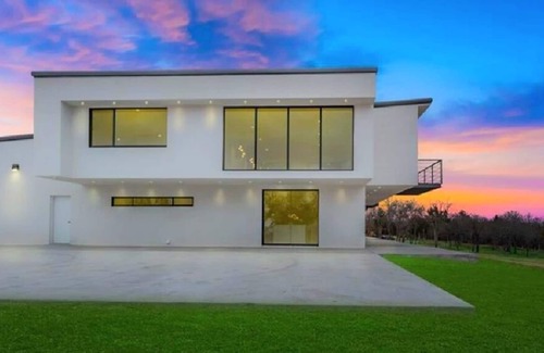 Gordonville House | Pure Lux W Indoor Pool/Spa, Gameroom, Movie Theater, Near Beach!