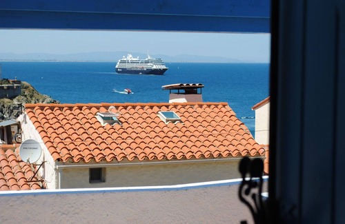 Port-Vendres House | Pure Mediterranean style villa. Superb view 100 meters from the beaches.