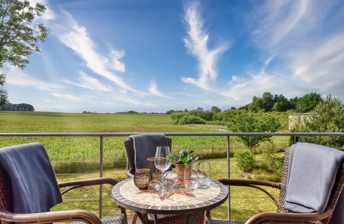 Putbus Apartment | Pure relaxation and nature: the inviting boathouse in Nadelitz near Putbus