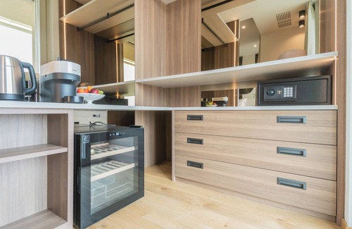 Como Villa | PureView Luxury - Ground Floor, Breakfast & Pool