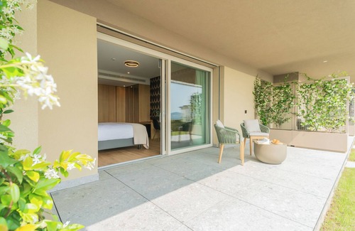 Como Villa | PureView Luxury - Ground Floor, Breakfast & Pool