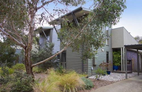 Anglesea House | Purfect Purnell
