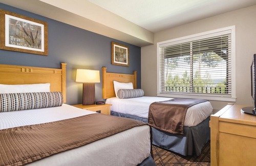 Coeur d'Alene Resort | Purple mountain majesty . YES !