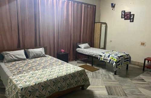 Gauhati Apartment | Purple Orchid