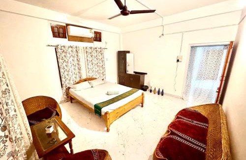 Sualkuchi Apartment | Puspalay Homestay