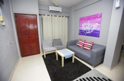 Putrajaya Apartment | Putra Harmoni Putrajaya (Tiny Suite, 3 AC Bedrooms, 1 Bath, WiFi, Ground Floor) by MRK