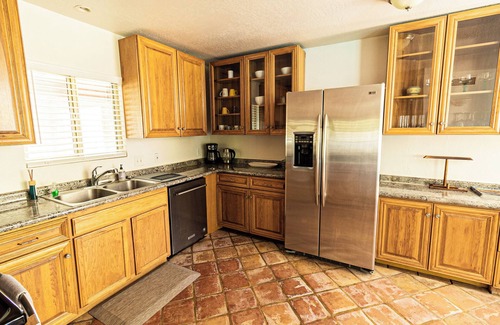 Westside Development House | Putt & Pool Paradise, Hike, Bike out your front door, 3bd/2ba, Central Location