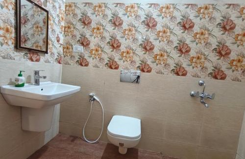 Kuilapalayam Hotel | PV Resort - Auro Beach