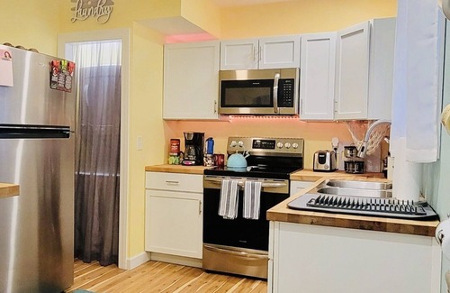 Stony Ridge House | Pvt. Suite on the Maumee River near Waterville, Maumee, Whitehouse, & Perrysburg