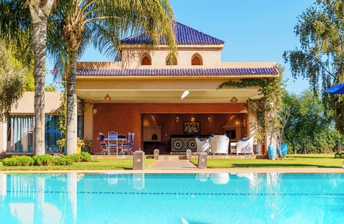 El Aggada Villa | Pyar Palace, a jewel case of luxury and serenity