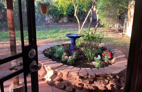 West Sedona Cottage | Pyramid Roost