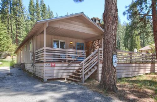 North Wawona House | Quail Meadow