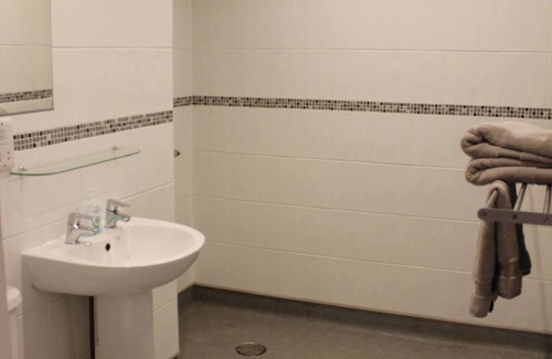 Montpellier House | Quaint 1-bedroom house in Cheltenham