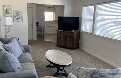 Pismo Heights House | Quaint 2 bedroom with partial ocean views