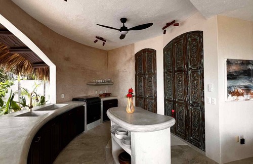 Troncones House | Quaint 3-bedroom house with WiFi in Troncones