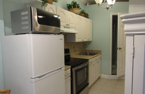 Crystal Beach Apartment | Quaint Beach Bungalow One block from the Gulf!