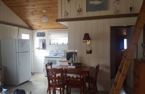 Dennis Port House | Quaint cottage within a 5 (2/10 mile) minute walk to the beach & restaurants