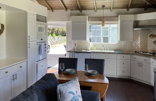 Del Mar Cottage | Quaint Guest House in Del Mar, CA