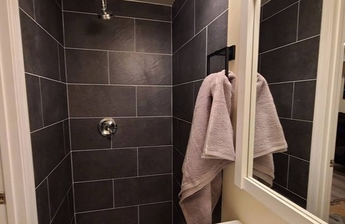 South Baltimore Apartment | Quaint Studio in popular Fed Hill with free parking