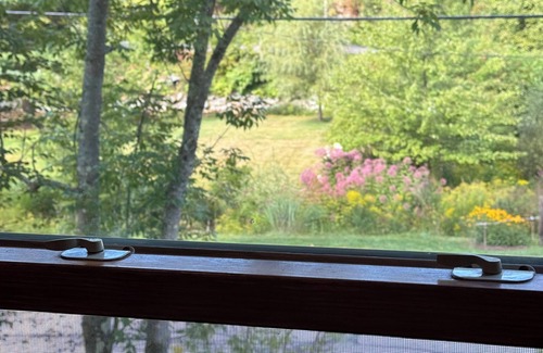 Warren House | Quaint Vermont farmhouse in Warren Village