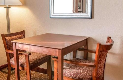 New Buffalo Hotel | Quality Inn Near Interstate I94