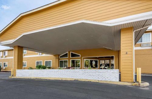 Pullman Hotel | Quality Inn Paradise Creek