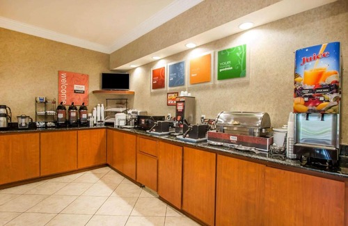 Germantown Hotel | Quality Inn & Suites Germantown North