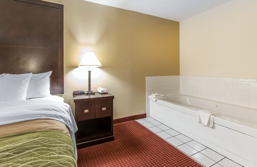 Portsmouth Hotel | Quality Inn & Suites Portsmouth