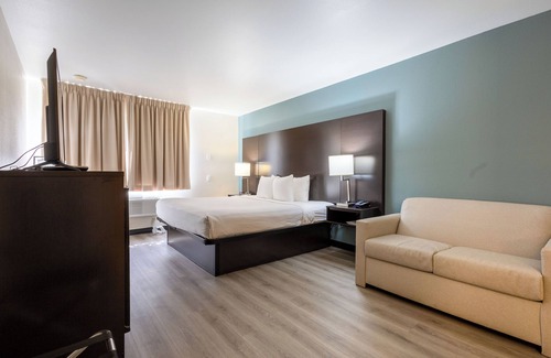 Winslow Hotel | Quality Inn Winslow I-40