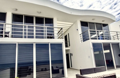 Manta Apartment | Quality oceanfront vacation