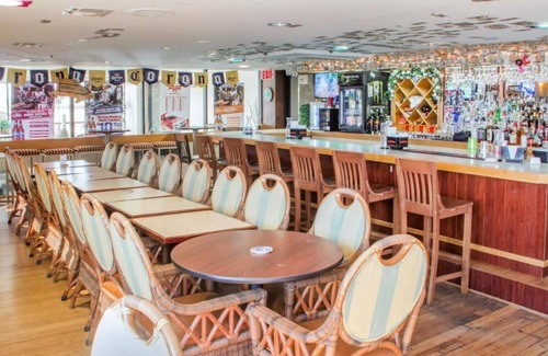 Broken Arrow House | Quality Rooms With Superb Amenities
