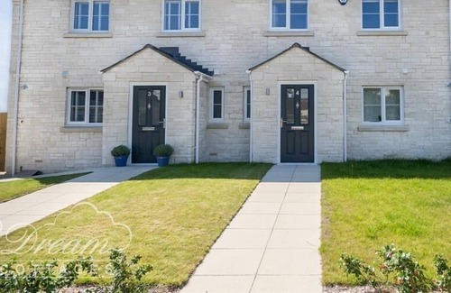 Southwell Cottage | QUARRY TRAILS, family friendly, with a garden in Easton, Portland